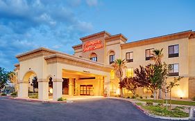 Hampton Inn & Suites Lancaster